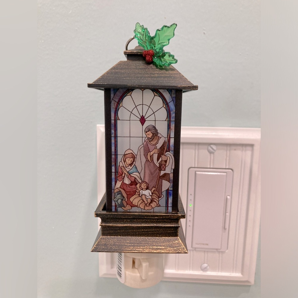 Fontanini Nativity Christmas Night Light